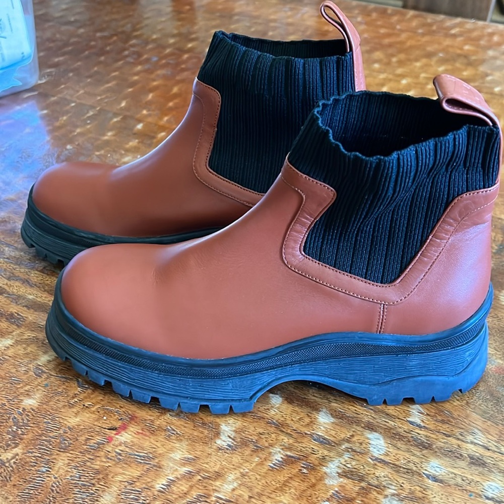 STAUD tan/black Bow Boots 38 (7B) New